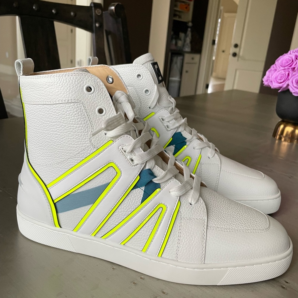 Christian louboutin mens vida top flat white sneaker trainer white neon sz 42.5
